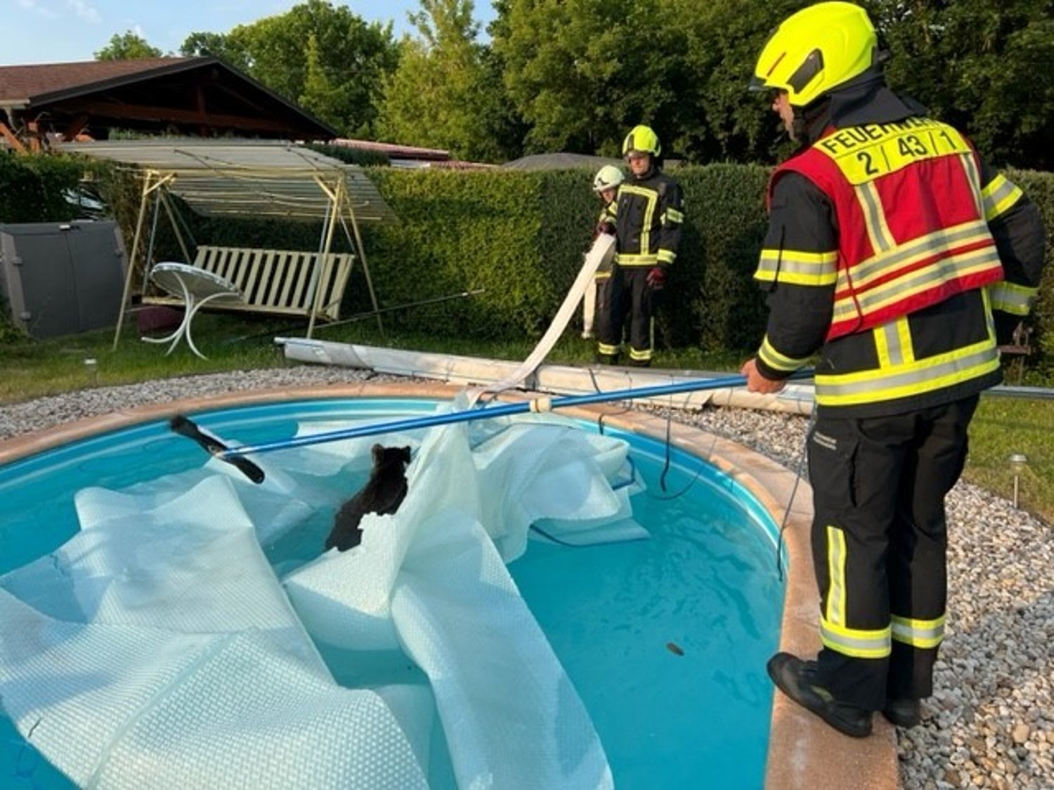 Badeausflug in Gartenpool | Gemeinde Neuenhagen bei Berlin